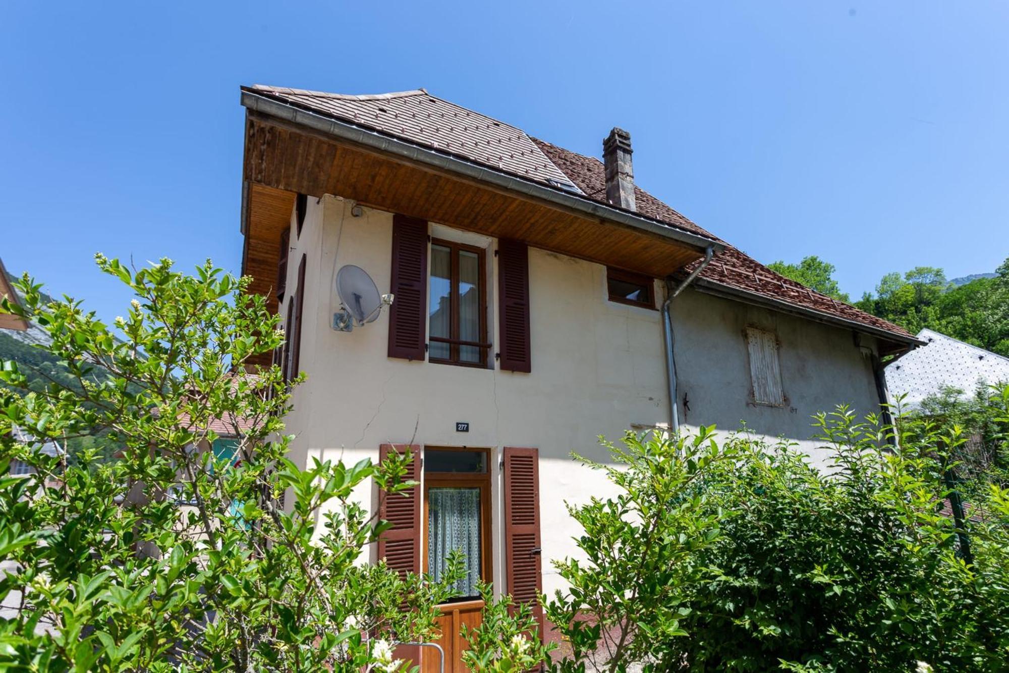 Maison De Village A St Pierre D'Entremont Saint-Pierre-d'Entremont  Exterior photo